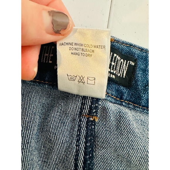 The Pyramid Collection Crop Denim Jeans Size 2X Embroidered Pom Poms Boho Hippie - Picture 8 of 9